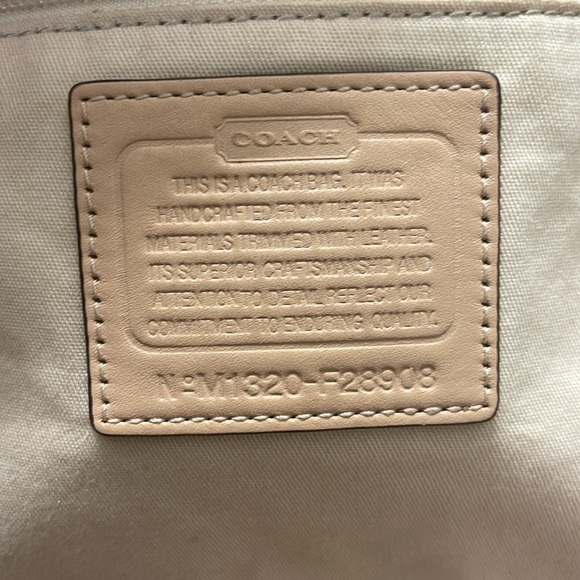 Floral coach tote - Picture 9 of 10